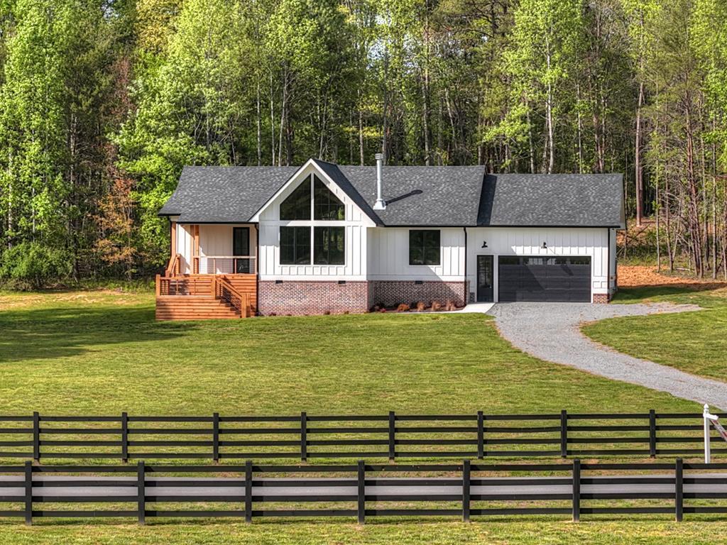 35 Brookside Court Blue Ridge, GA 30513 - Photo 1 of 48 Main View