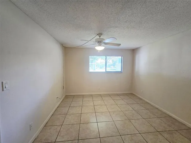 $1,499 | 6033 34th Street West, Unit 11, Bradenton, FL 34210