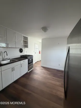 $3,800 | 88 South Street, Unit 2, Eatontown, NJ 07724