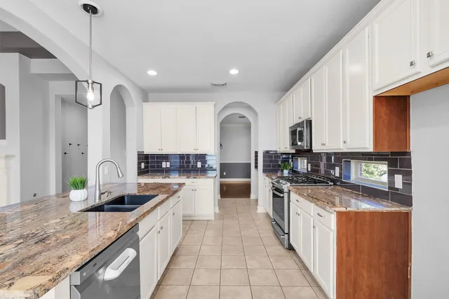 $3,000 | 30515 Mystic Canyon Drive, Spring, TX 77386