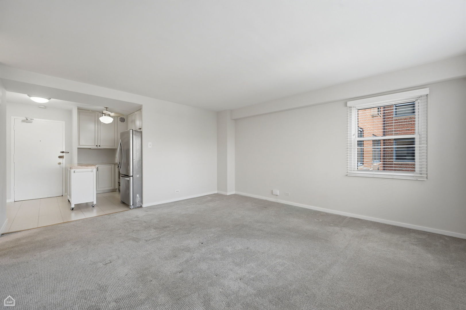 2909 North Sheridan Road, Unit 605 Chicago, IL 60657 - Photo 5 of 15
