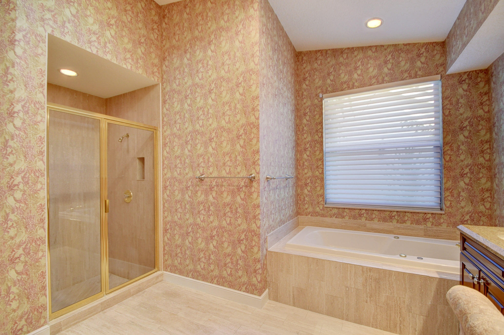 2140 Northwest 60th Circle Boca Raton, FL 33496 - Photo 25 of 41 DSC_10001 (21)_2)_3)_4)_5)