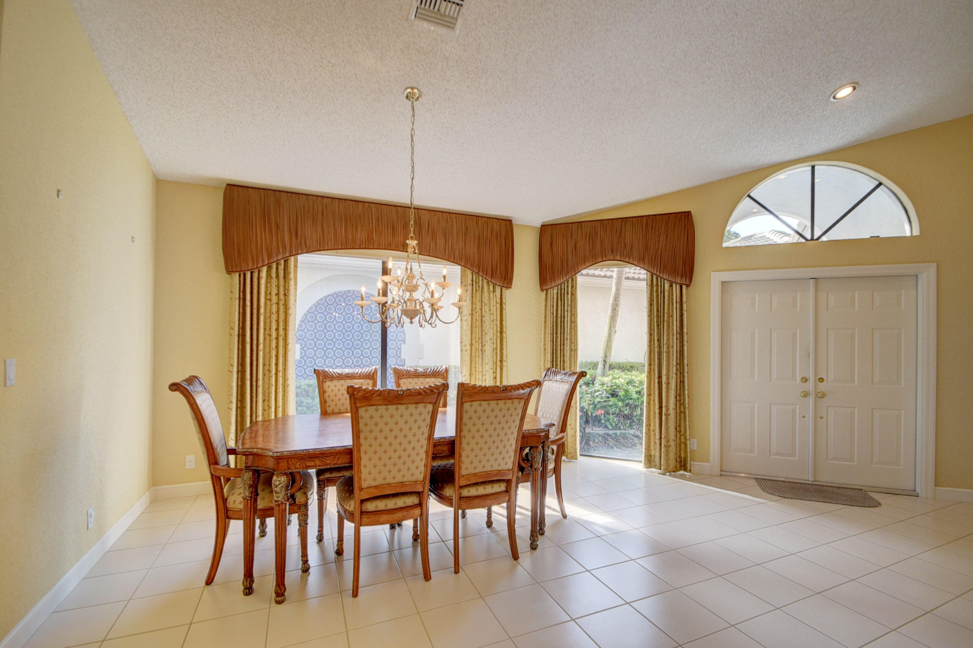 2140 Northwest 60th Circle Boca Raton, FL 33496 - Photo 7 of 41 DSC_9860_1_2_3_4