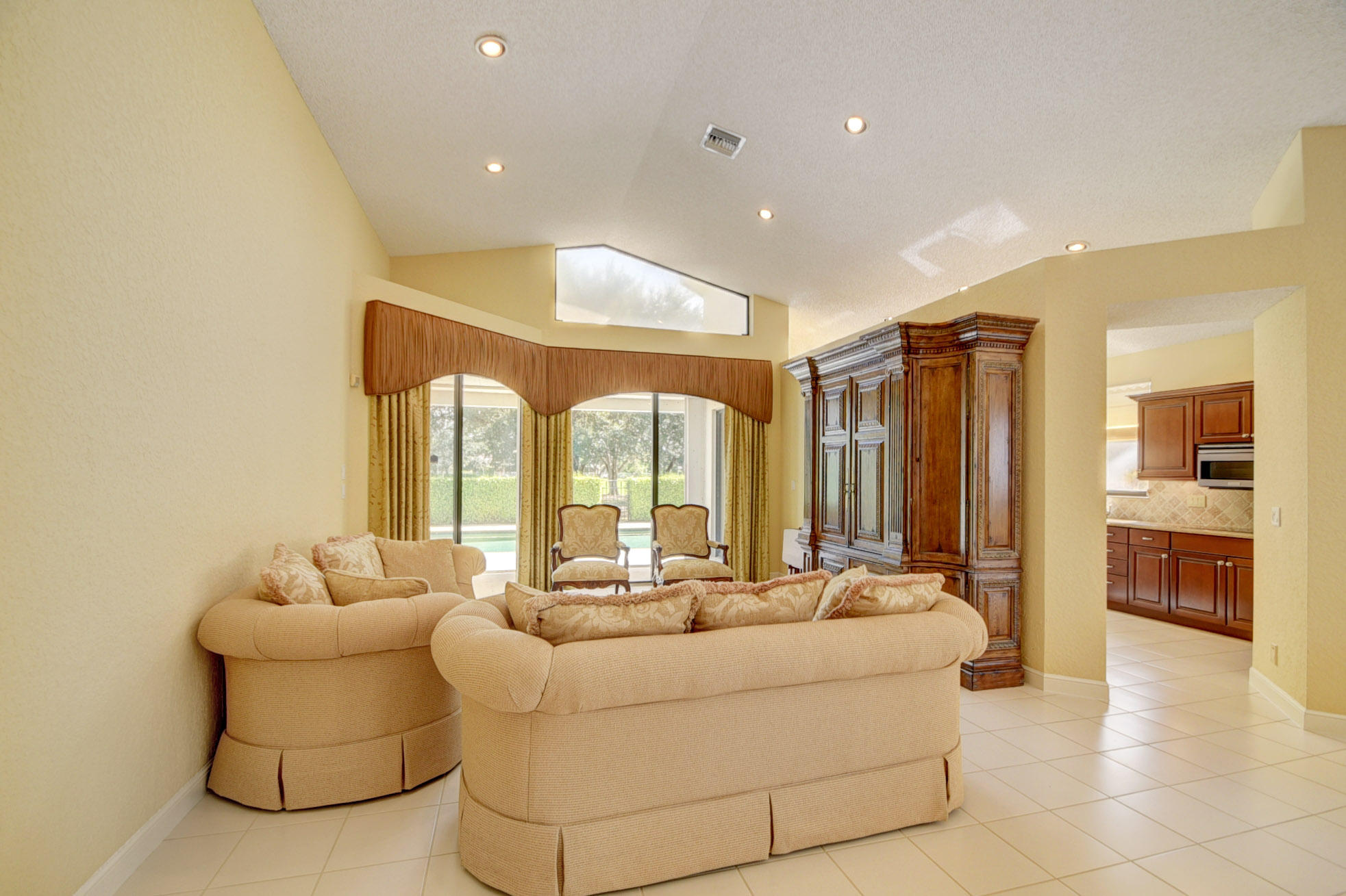 2140 Northwest 60th Circle Boca Raton, FL 33496 - Photo 9 of 41 DSC_9880_1_2_3_4
