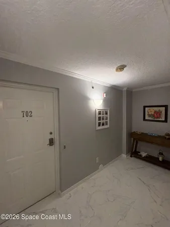 a view of a livingroom with furniture