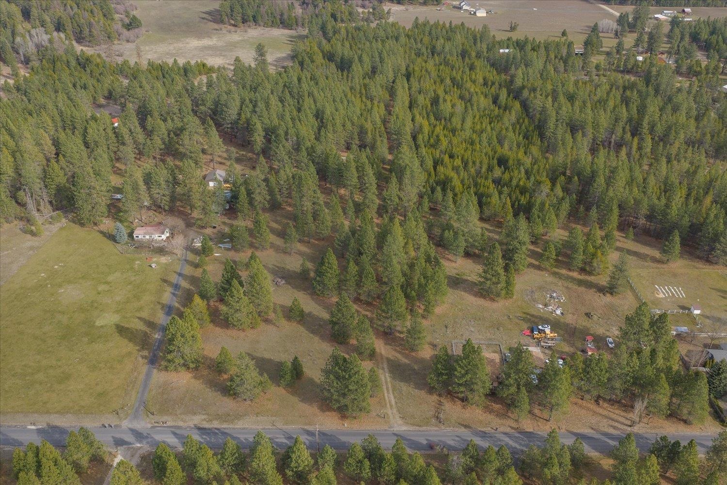 28202 North Bruce Road Chattaroy, WA 99003 - Photo 27 of 38