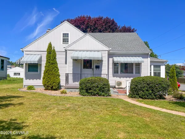 $259,900 | 312 North 8th Street, Selinsgrove, PA 17870