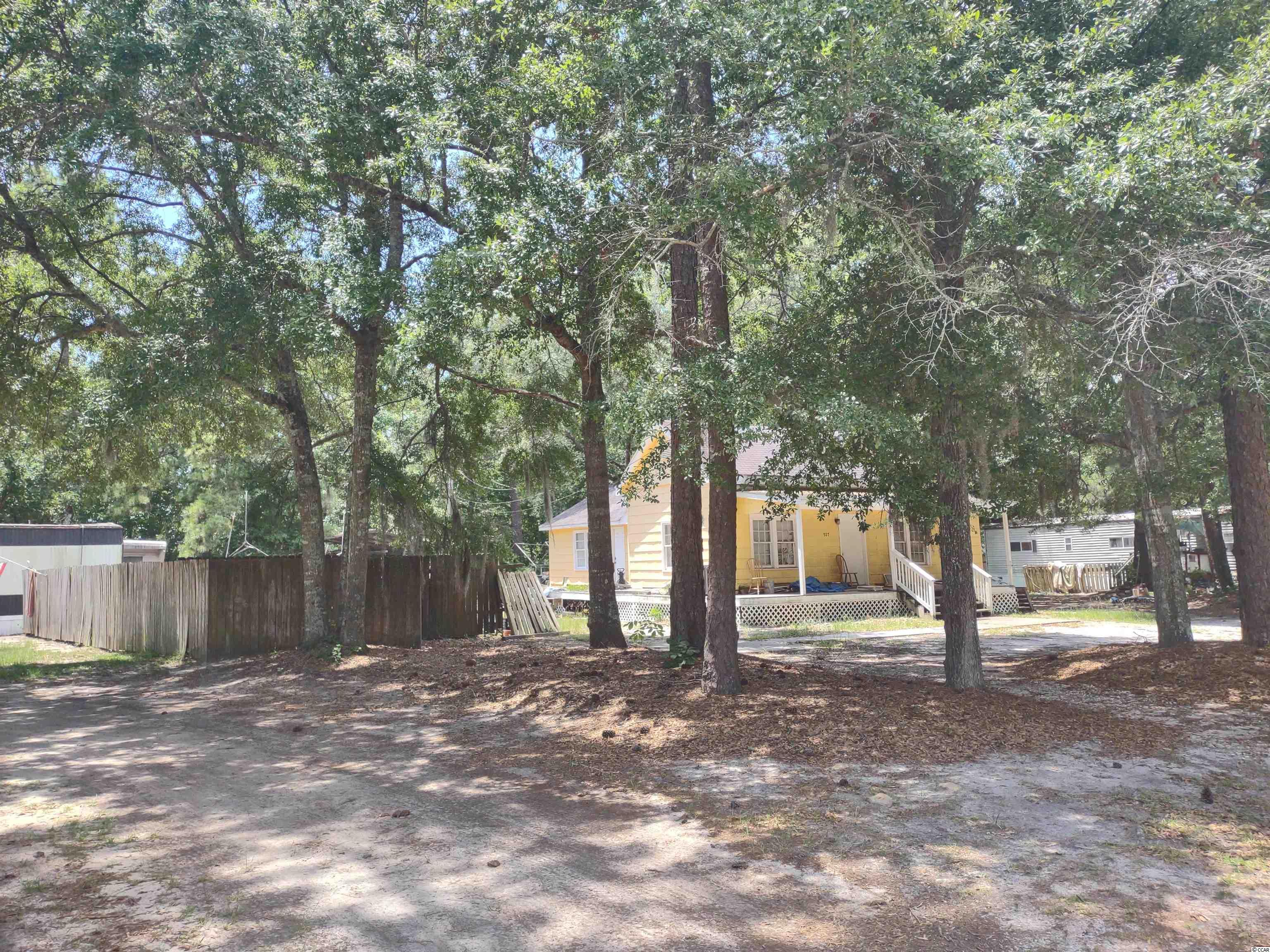 927 Margo Lane Murrells Inlet, SC 29576 - Photo 2 of 17 Gallery Image 2