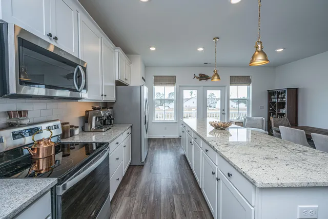 $375,000 | 833 Recess Pt Drive, Moncks Corner, SC 29461