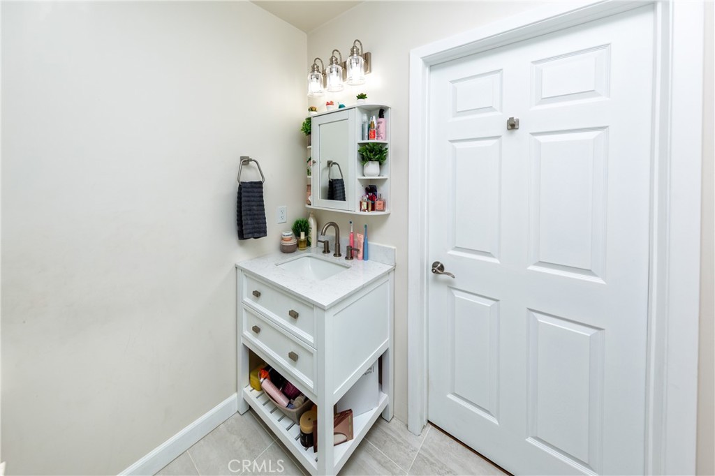 18442 Los Alimos Street Porter Ranch, CA 91326 - Photo 17 of 24