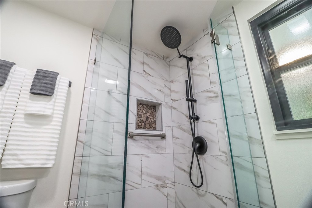 26120 Adamor Road Calabasas, CA 91302 - Photo 18 of 30