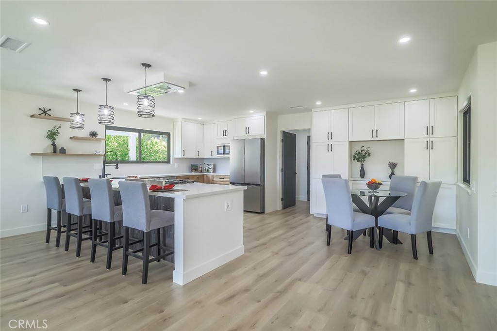 26120 Adamor Road Calabasas, CA 91302 - Photo 6 of 30