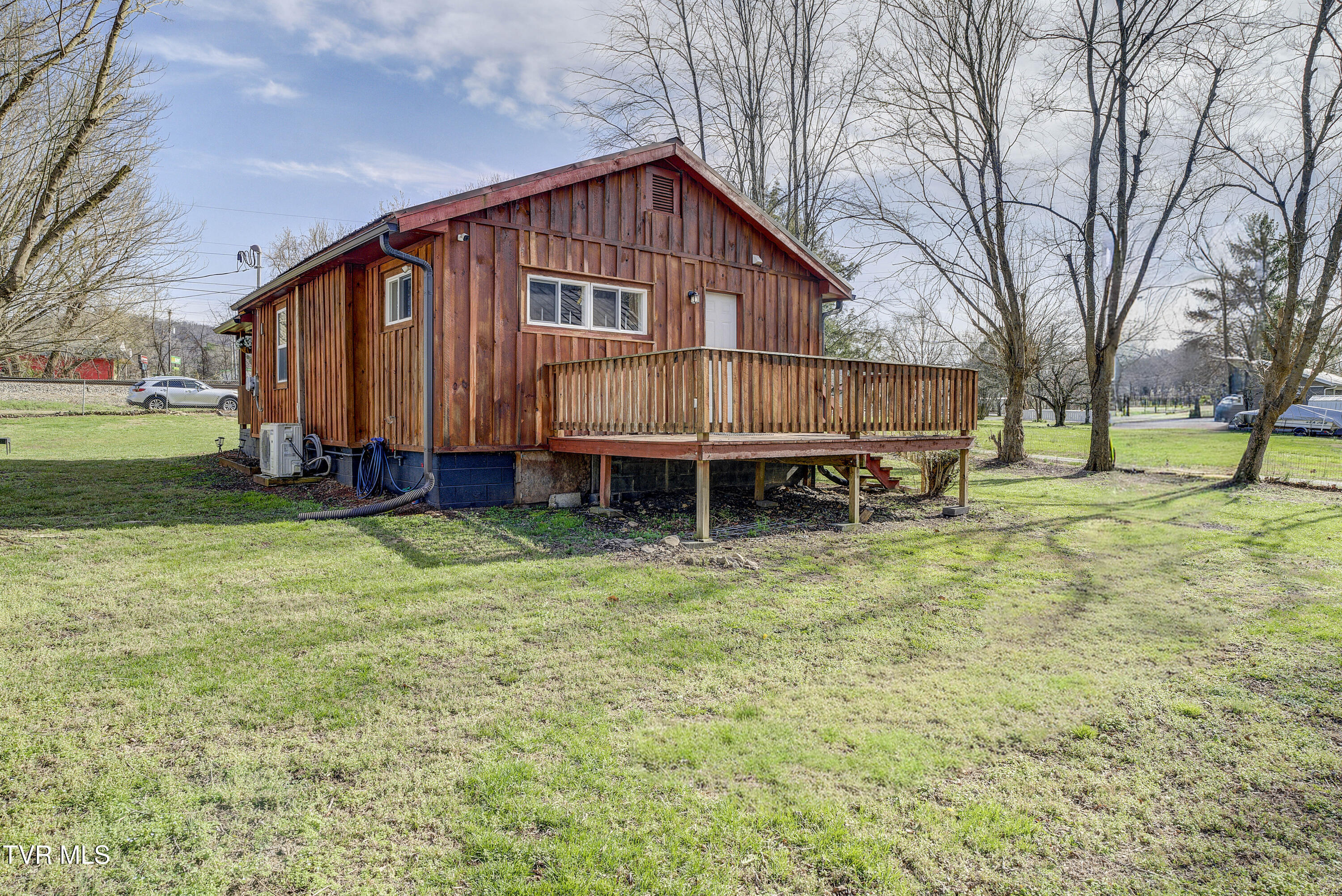 412 Railroad Street Erwin, TN 37650 - Photo 28 of 32 Railroad-27