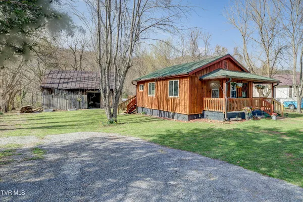 $169,900 | 412 Railroad Street, Erwin, TN 37650