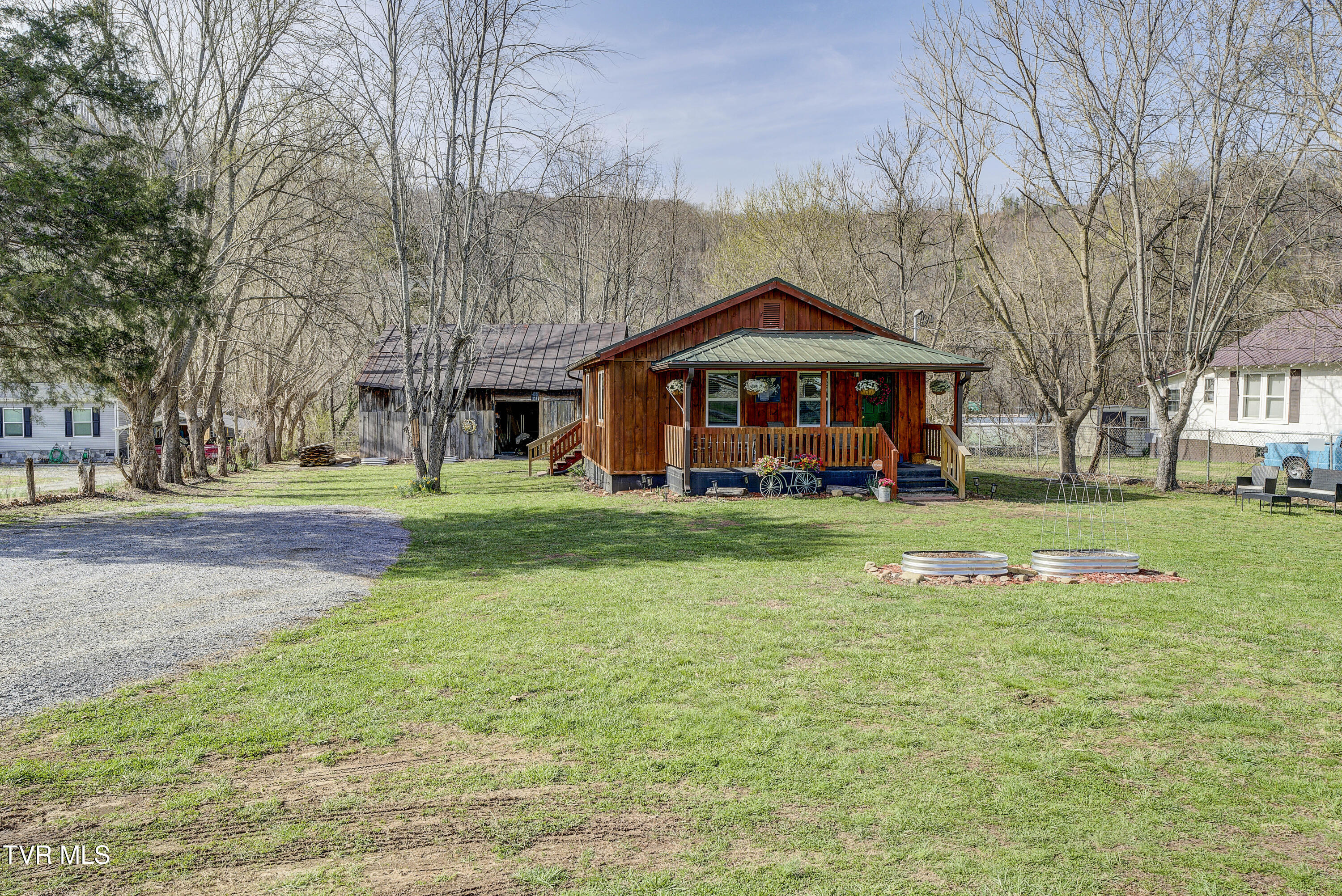 412 Railroad Street Erwin, TN 37650 - Photo 31 of 32 Railroad-31