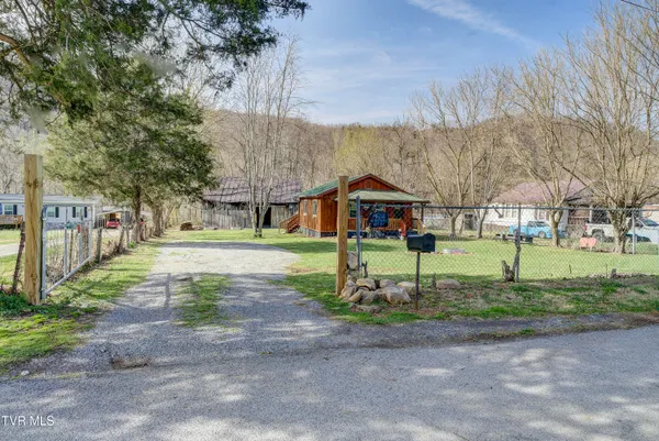 $169,900 | 412 Railroad Street, Erwin, TN 37650