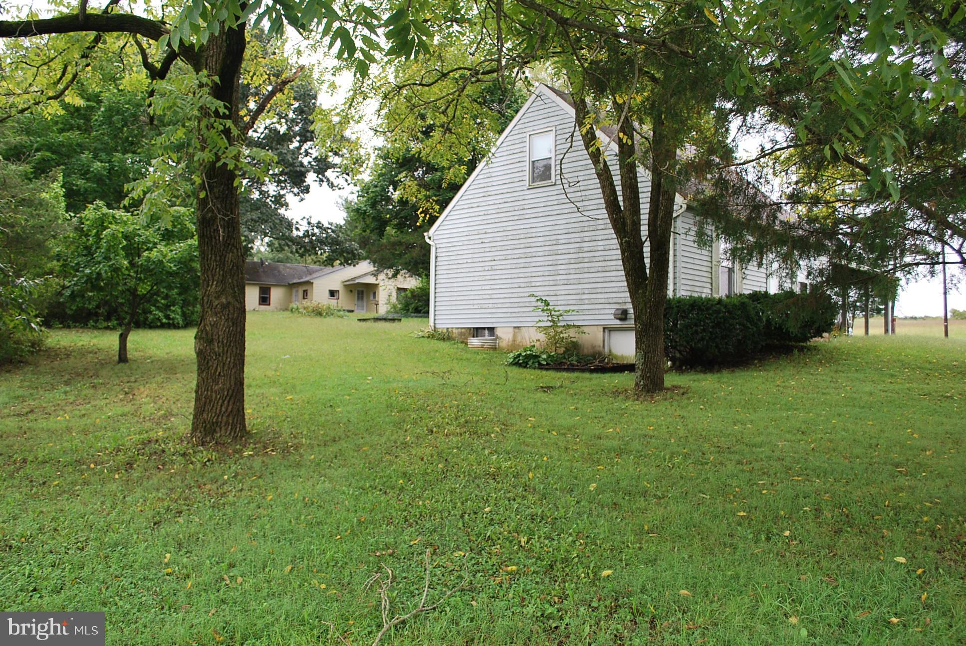 1141 Longs Gap Road Carlisle, PA 17013 - Photo 4 of 42 The Cape Cod