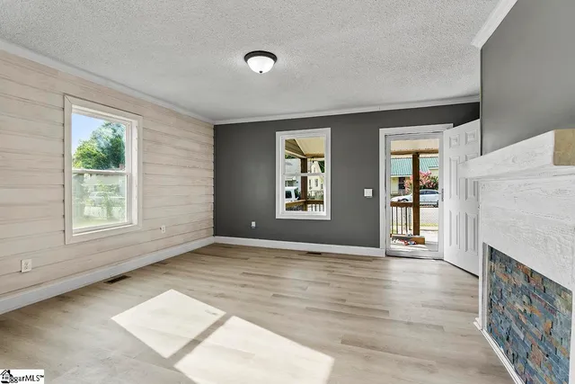 $110,000 | 303 Beauregard Street, Clinton, SC 29325