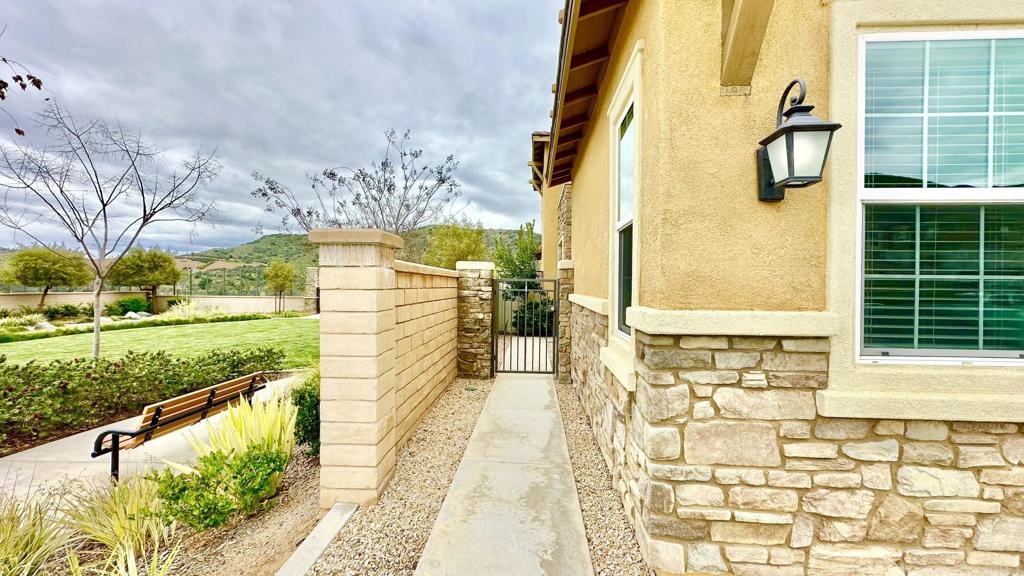 35646 Asturian Way Fallbrook, CA 92028 - Photo 23 of 35
