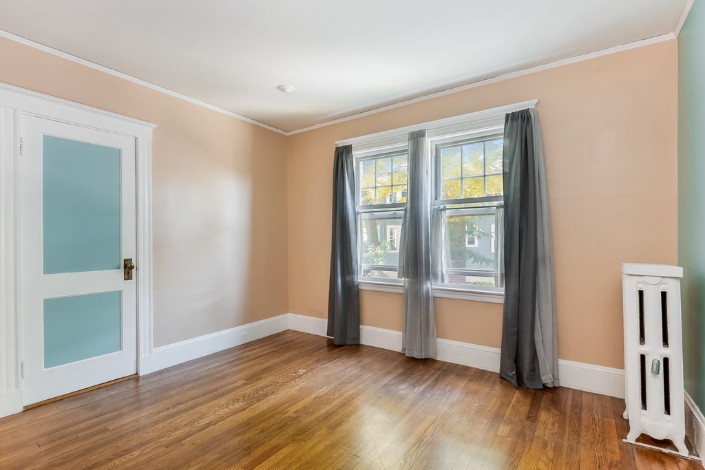 25 Brington Road Brookline, MA 02445 - Photo 17 of 37