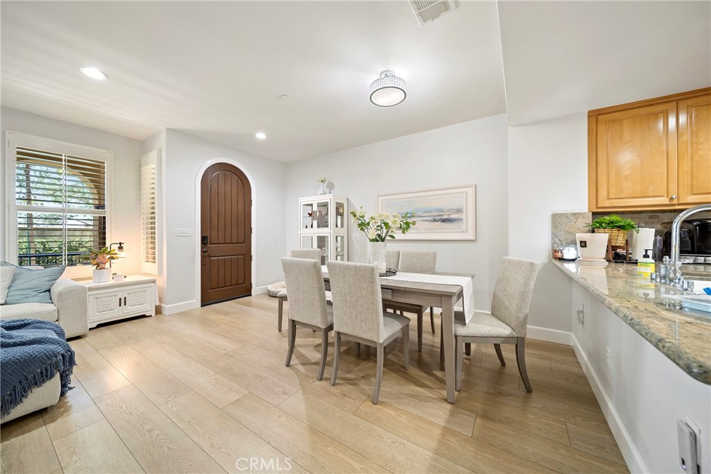 20426 Paseo Cresta Porter Ranch, CA 91326 - Photo 13 of 44