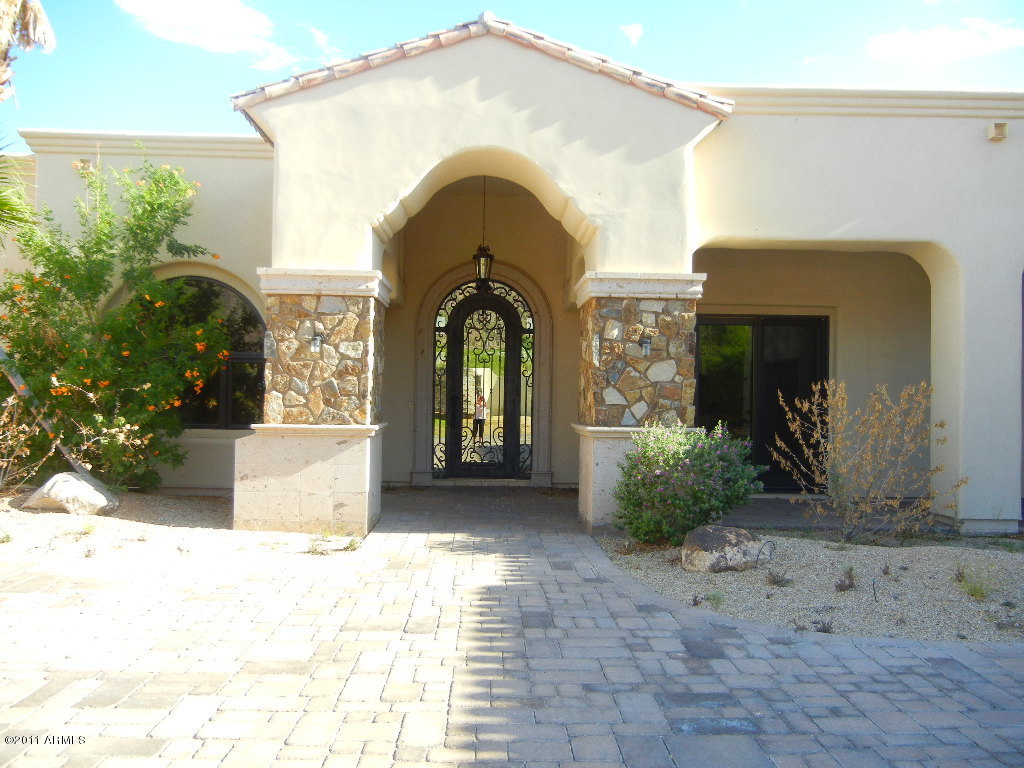 5813 East Camelback Road Phoenix, AZ 85018 - Photo 3 of 3 Front