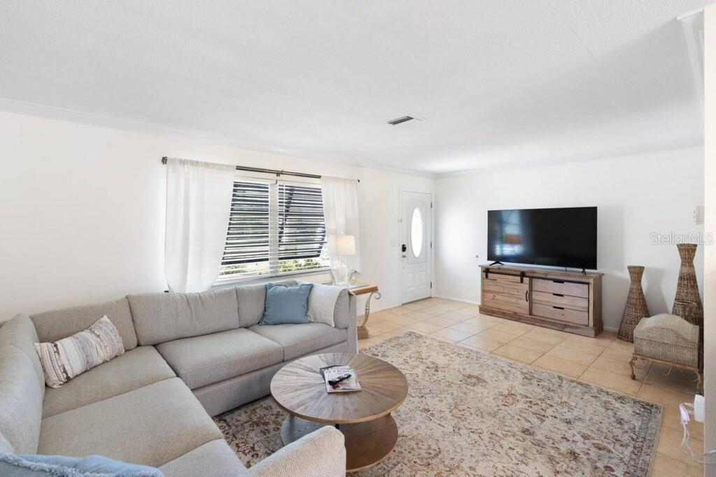 4731 Egret Road Venice, FL 34293 - Photo 4 of 33