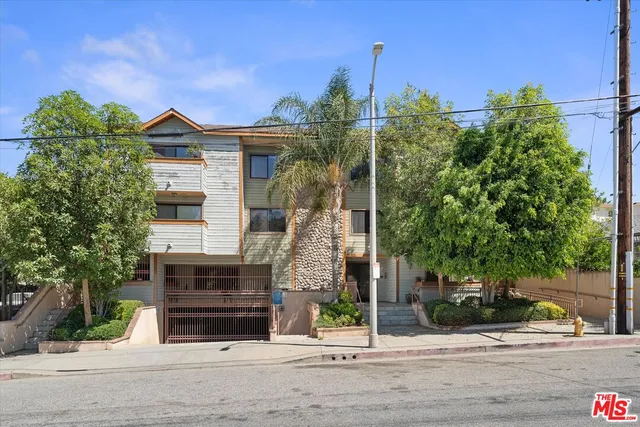 $649,900 | 7123 Greeley Street, Unit 102, Tujunga, CA 91042