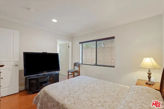 $649,900 | 7123 Greeley Street, Unit 102, Tujunga, CA 91042