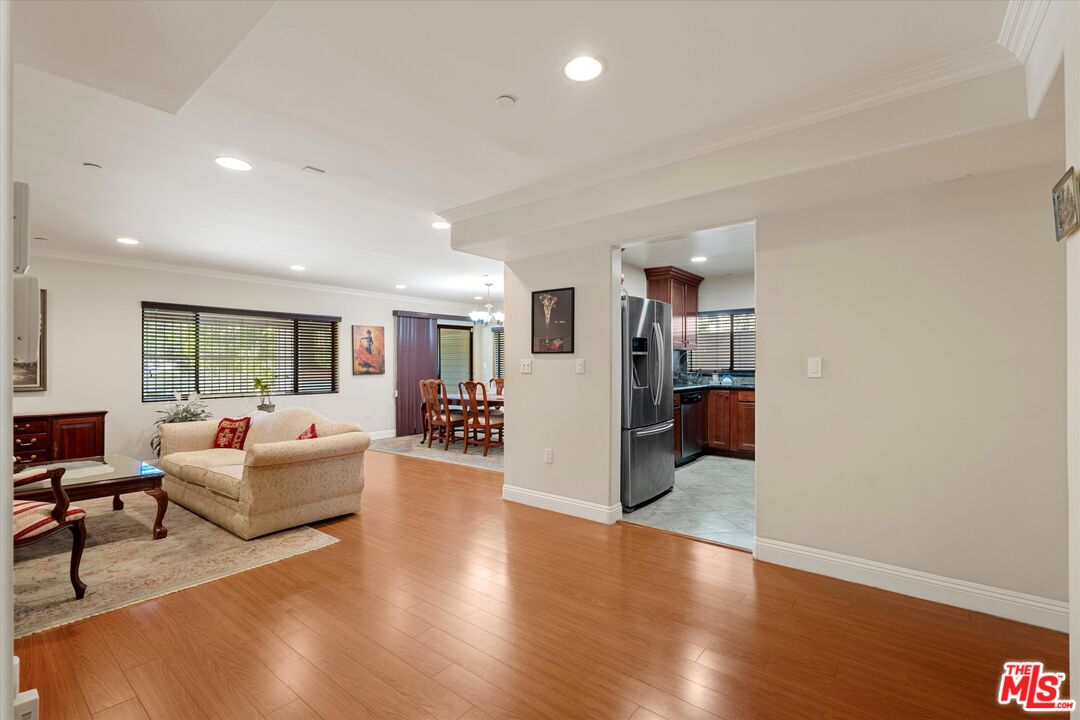 7123 Greeley Street, Unit 102 Tujunga, CA 91042 - Photo 3 of 35