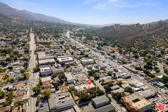 $649,900 | 7123 Greeley Street, Unit 102, Tujunga, CA 91042