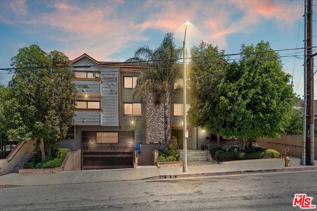 7123 Greeley Street, Unit 102 Tujunga, CA 91042 - Photo 35 of 35