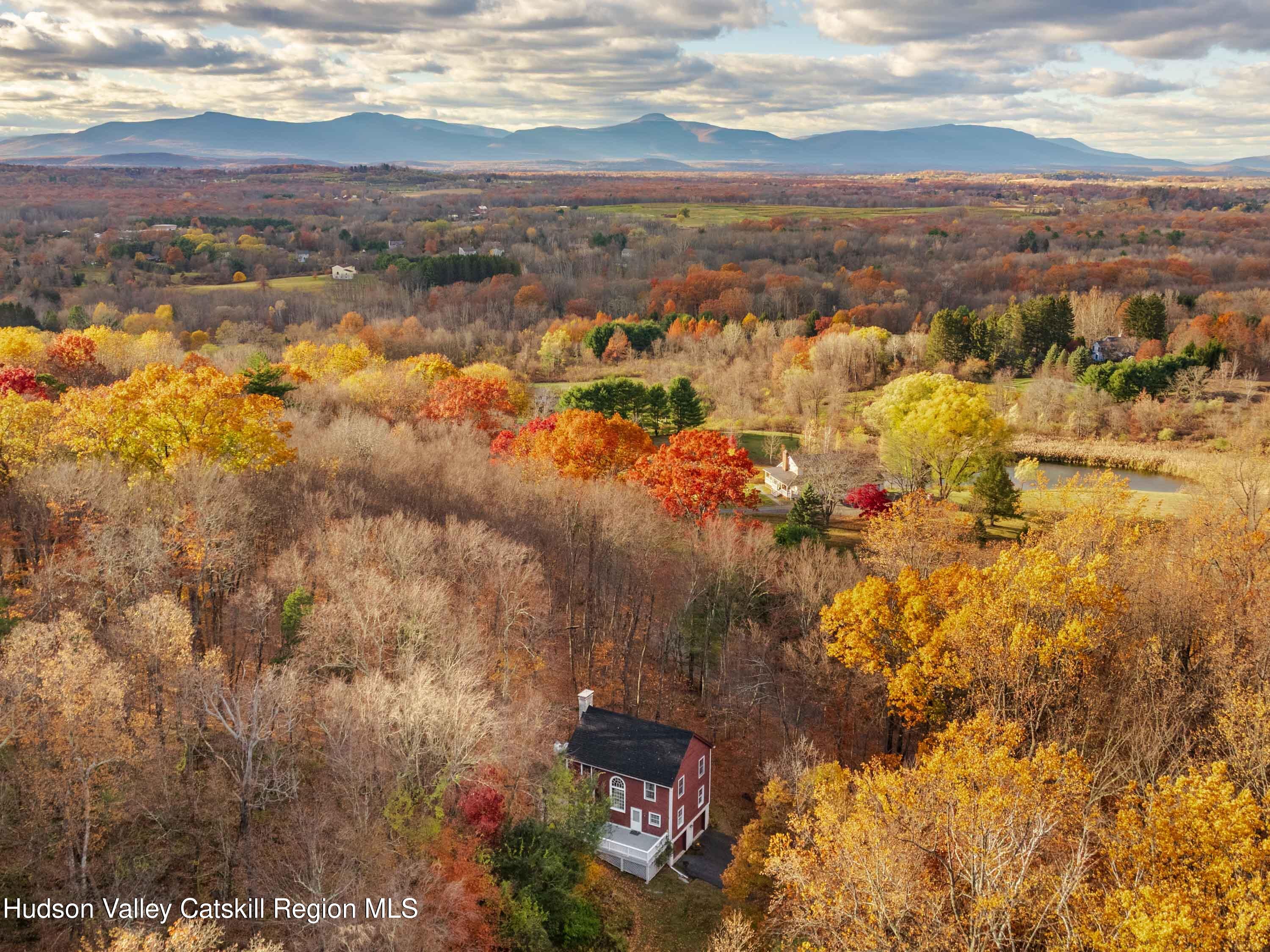 216 Starbarrack Road Red Hook, NY 12571 - Photo 43 of 45 a view of city and mountain