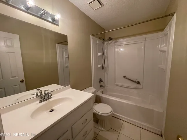 $1,380 | 3801 Crown Point Road, Unit 1064, Jacksonville, FL 32257