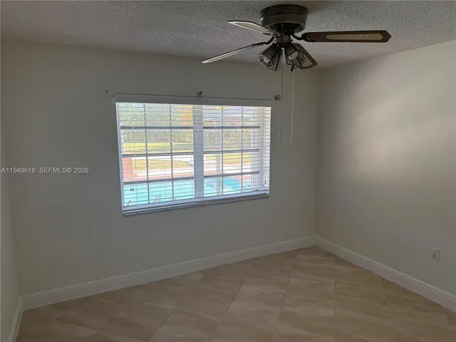 $1,395,000 | 2431 Southwest 124th Avenue, Miami, FL 33175