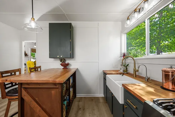 $799,000 | 316-318 Petaluma Avenue, Sebastopol, CA 95472