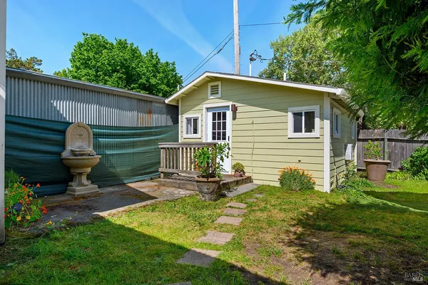 $799,000 | 316-318 Petaluma Avenue, Sebastopol, CA 95472
