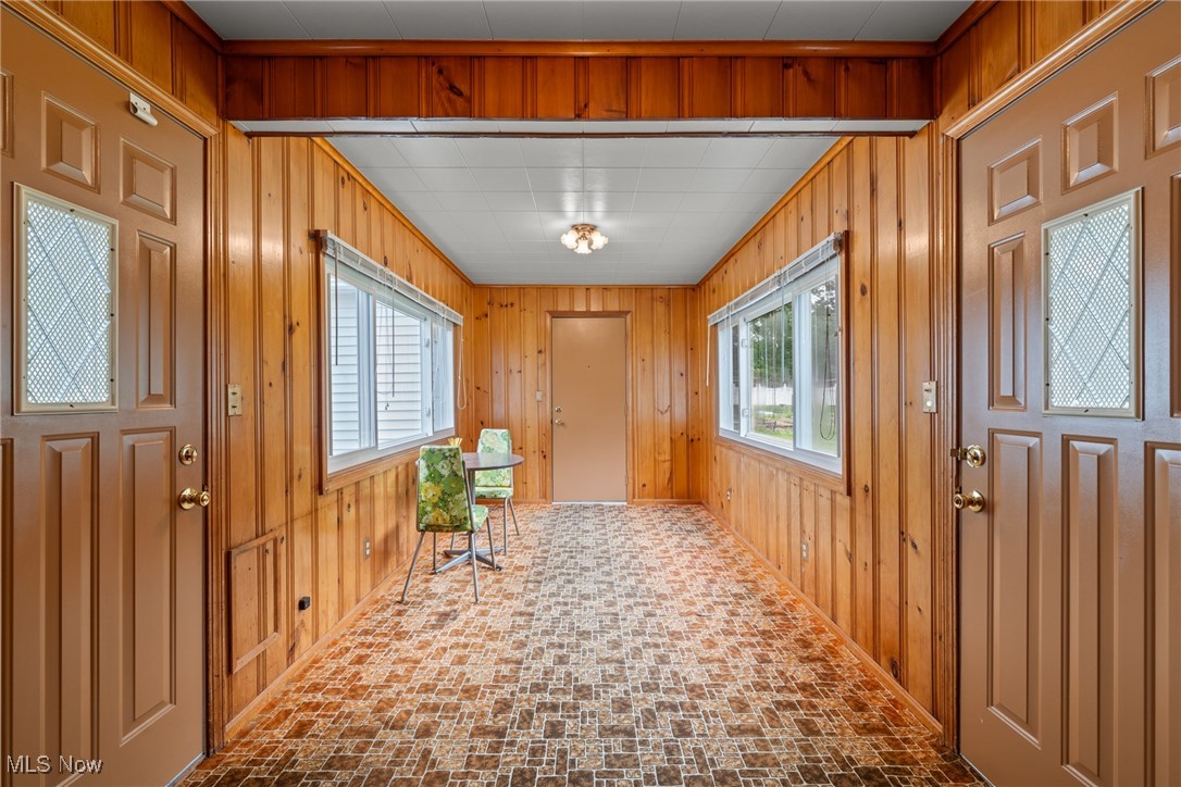 29776 Arthur Road Wickliffe, OH 44092 - Photo 16 of 49 Gallery Image 16
