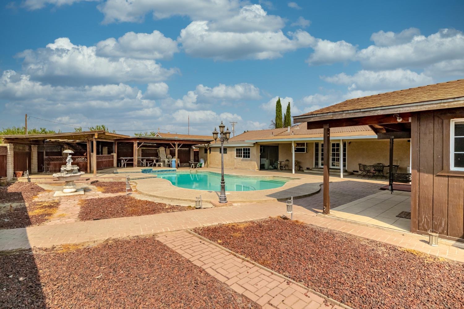 6066 East Grayson Road Hughson, CA 95326 - Photo 25 of 34
