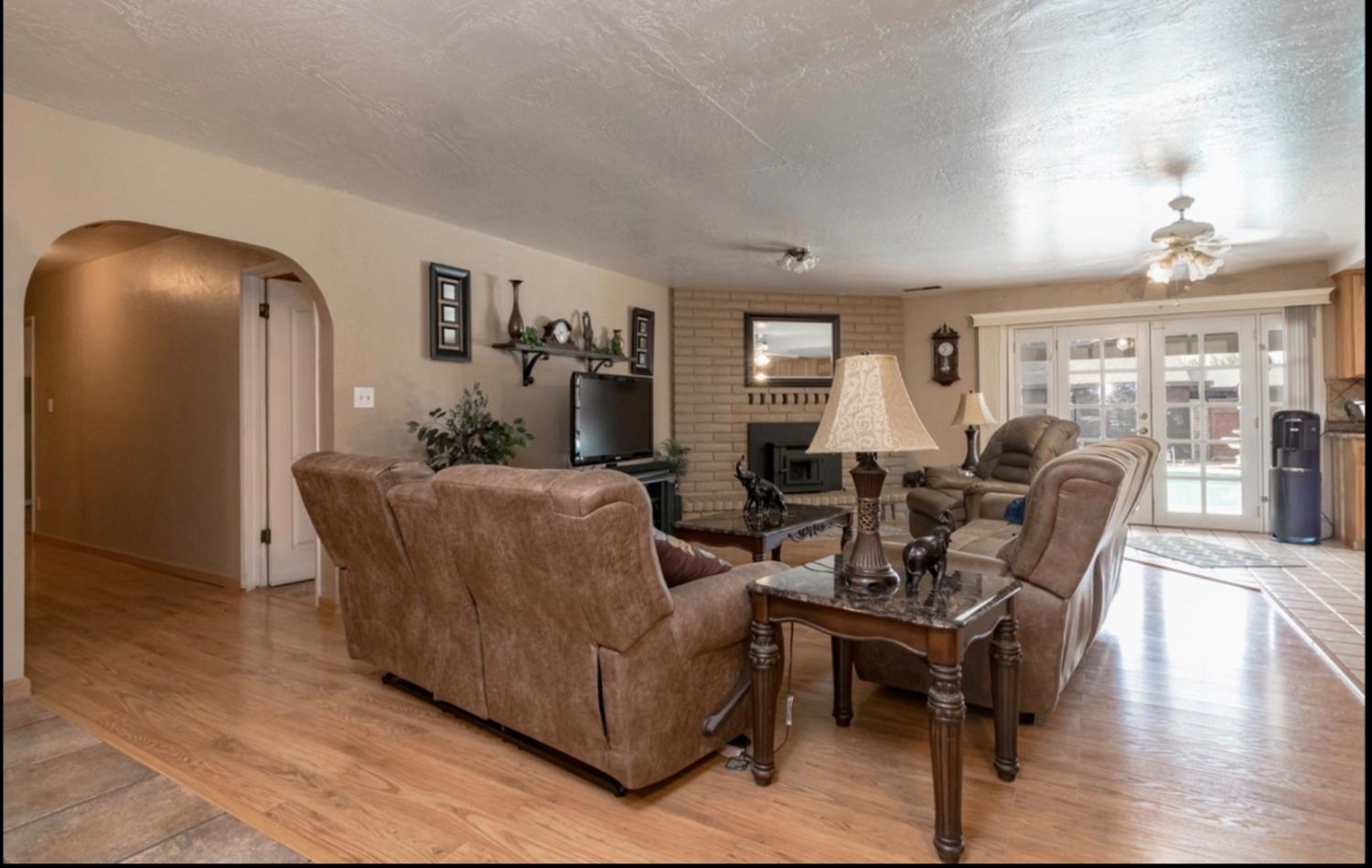6066 East Grayson Road Hughson, CA 95326 - Photo 10 of 34