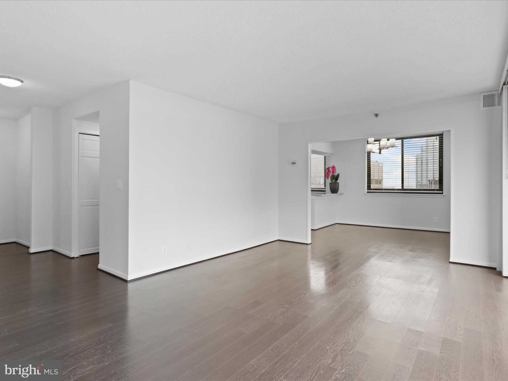 5505 Seminary Road, Unit 1904 Falls Church, VA 22041 - Photo 6 of 34 Gallery Image 6