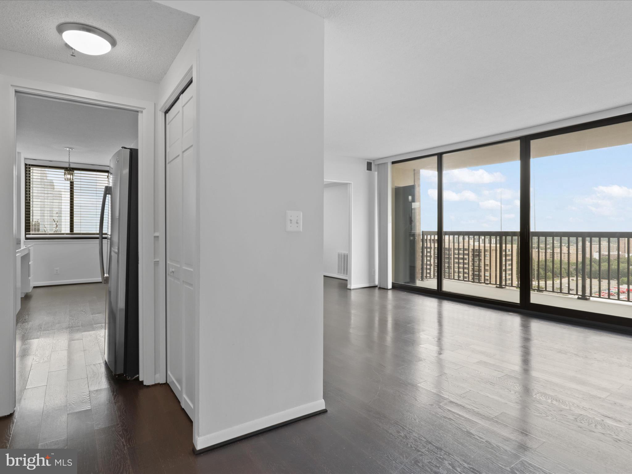 5505 Seminary Road, Unit 1904 Falls Church, VA 22041 - Photo 7 of 34 Gallery Image 7