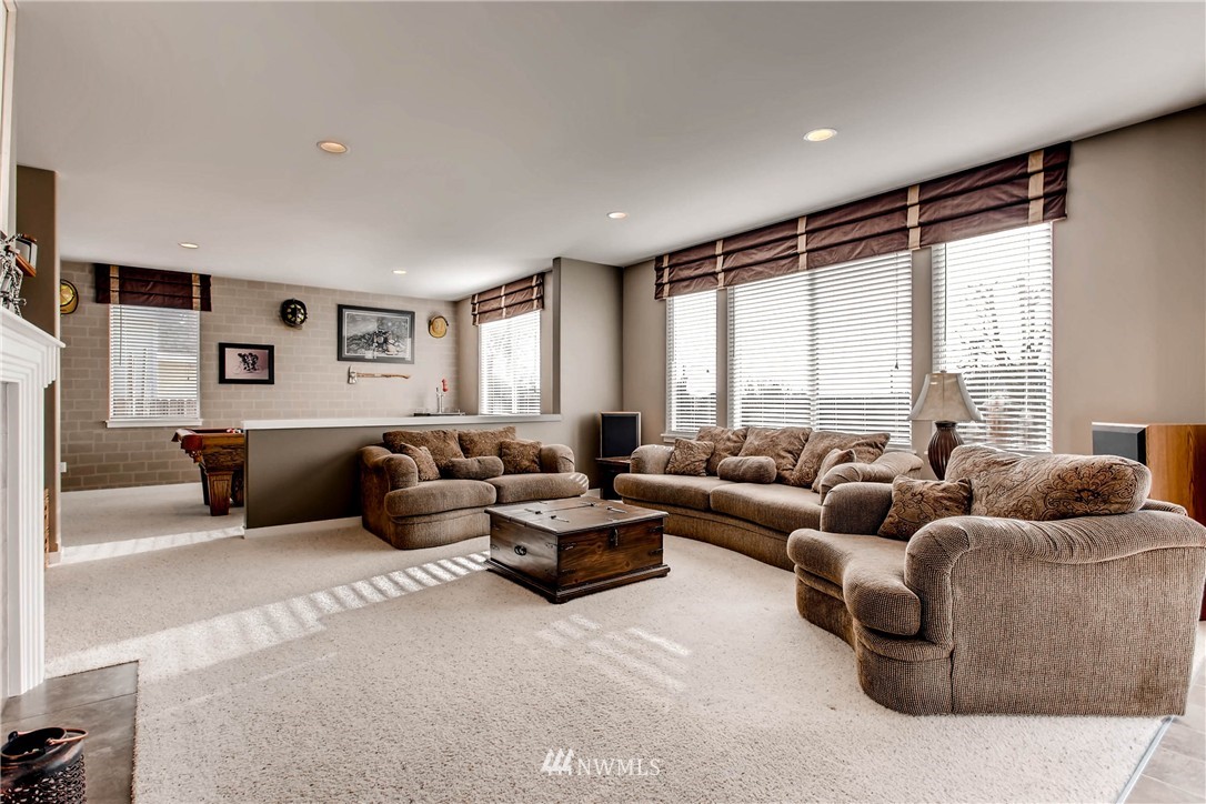 5915 Northeast 4th Place Renton, WA 98059 - Photo 11 of 25