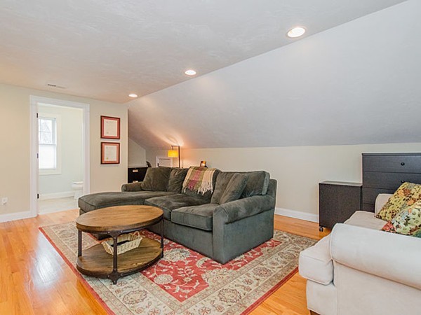 10 Marlborough Road Waltham, MA 02452 - Photo 24 of 30 Gallery Image 24