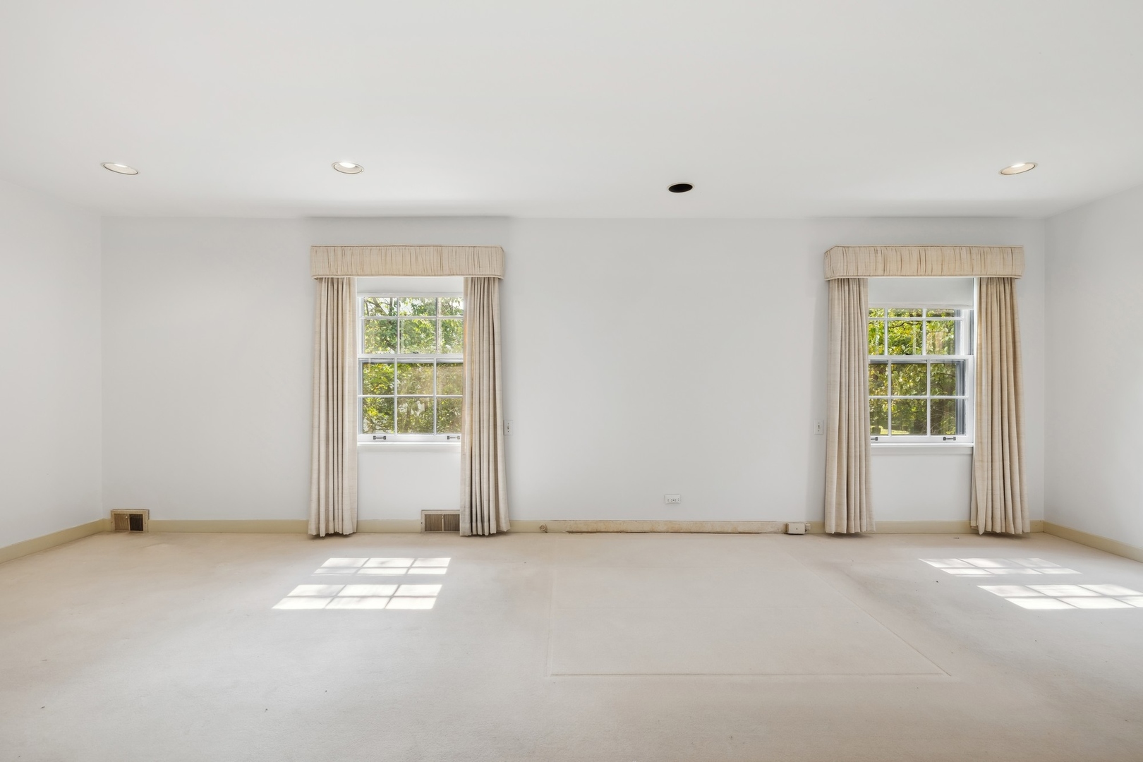 1077 Elm Ridge Drive Glencoe, IL 60022 - Photo 13 of 36 Gallery Image 13