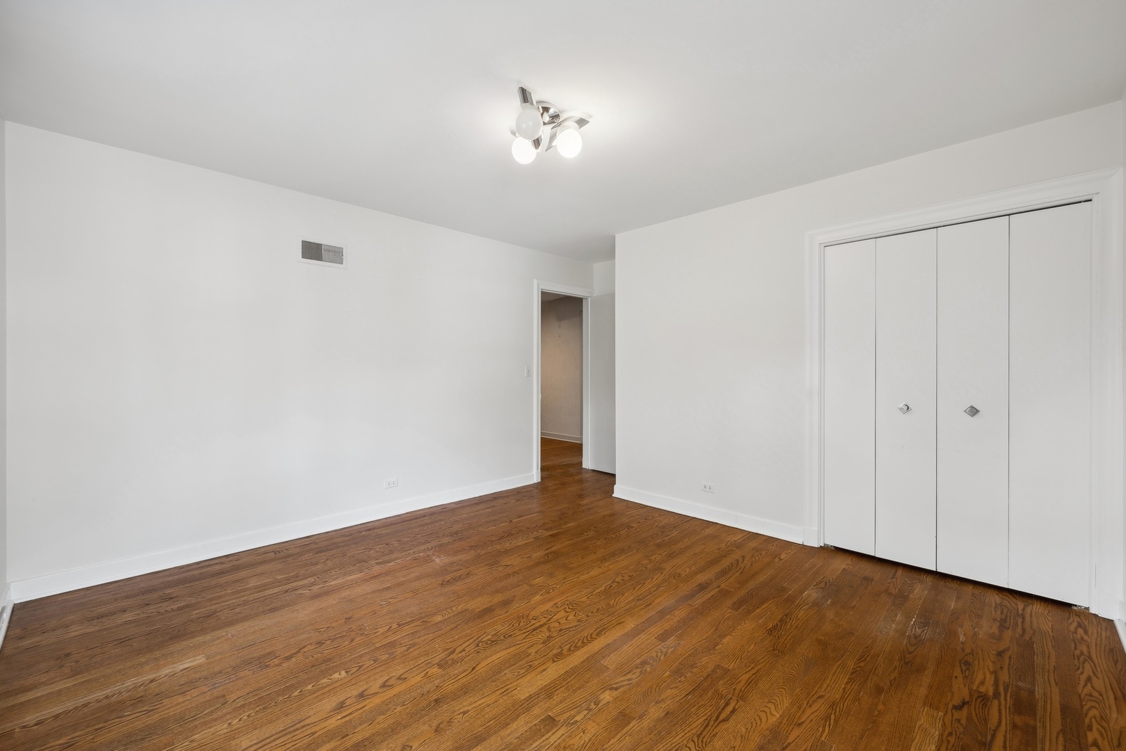 1077 Elm Ridge Drive Glencoe, IL 60022 - Photo 20 of 36 Gallery Image 20