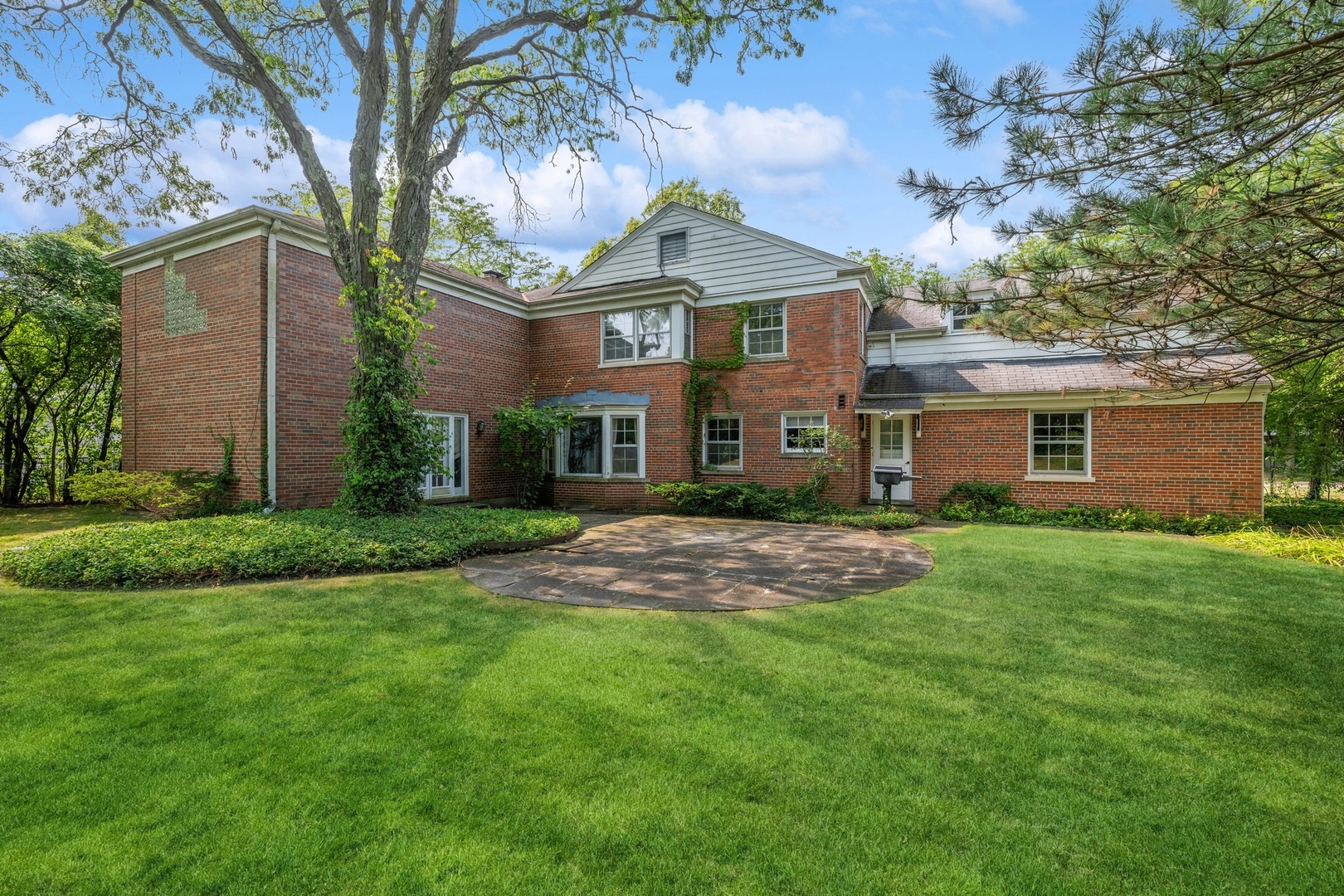 1077 Elm Ridge Drive Glencoe, IL 60022 - Photo 28 of 36 Gallery Image 28