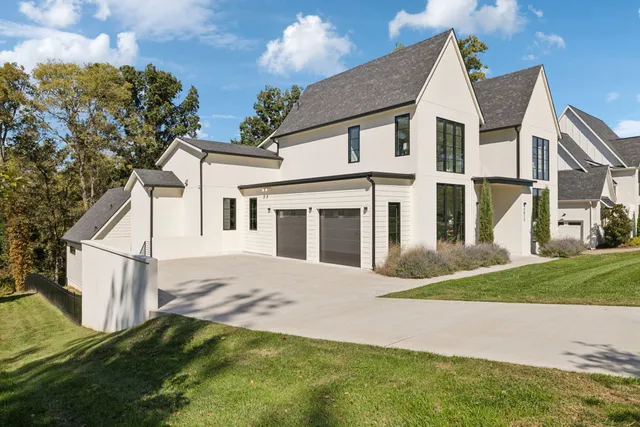 $2,425,000 | 3013 Natures Landing Drive, Franklin, TN 37064