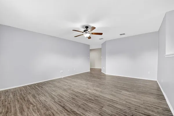 $2,350 | 1444 Sun Breeze Drive, Little Elm, TX 75068