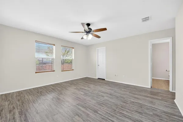 $2,350 | 1444 Sun Breeze Drive, Little Elm, TX 75068